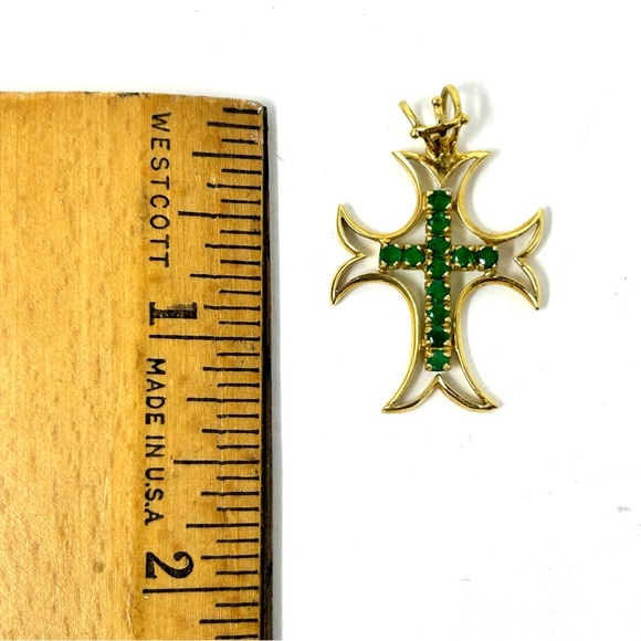 18K solid yellow gold with genuine emeralds cross pendant, 3.7g - Picture 15 of 16
